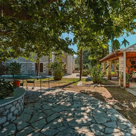 Panthea Stone * Egio